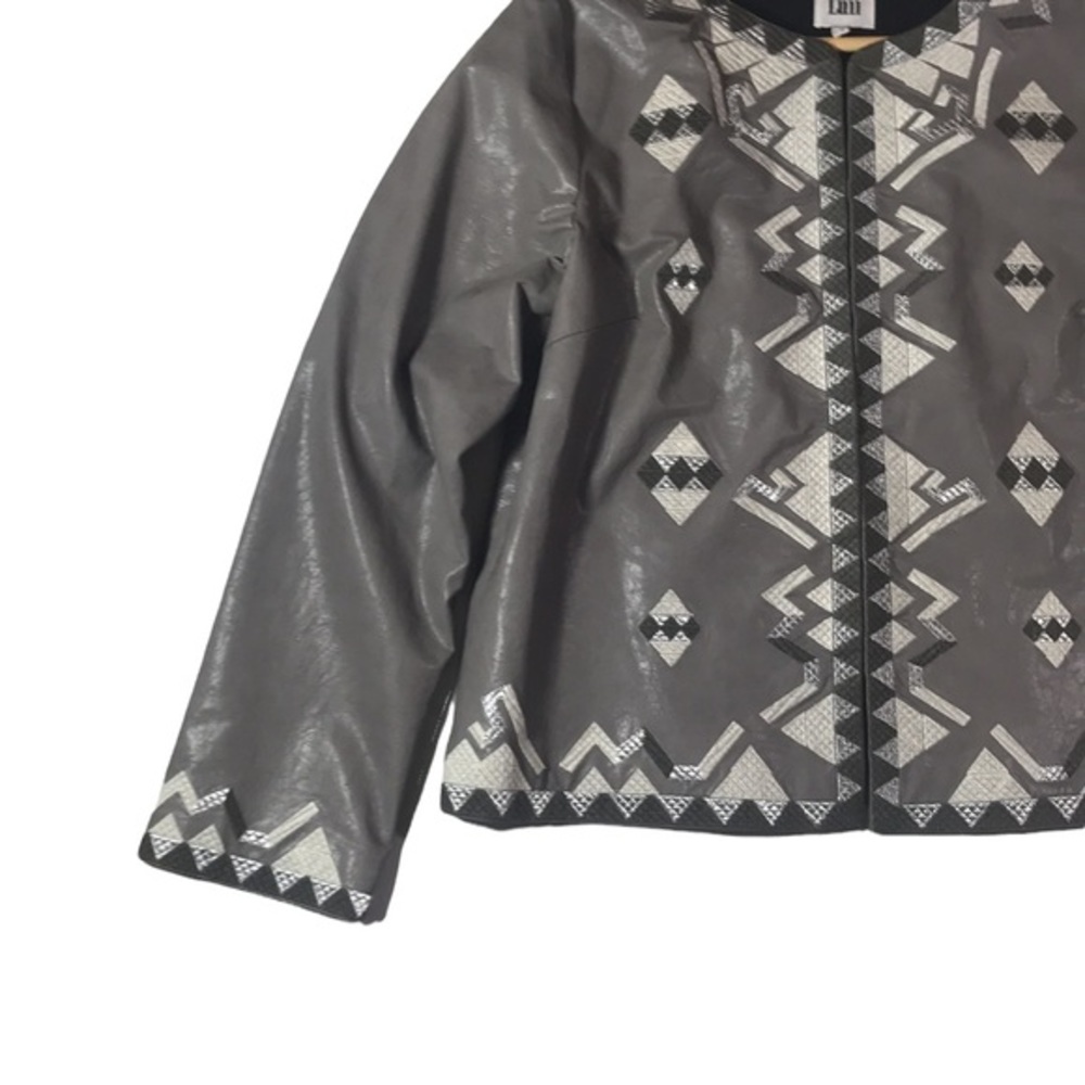 Luii Gray PU Faux Leather Aztec Inspired Design Jacket Size Medium - Picture 2 of 10